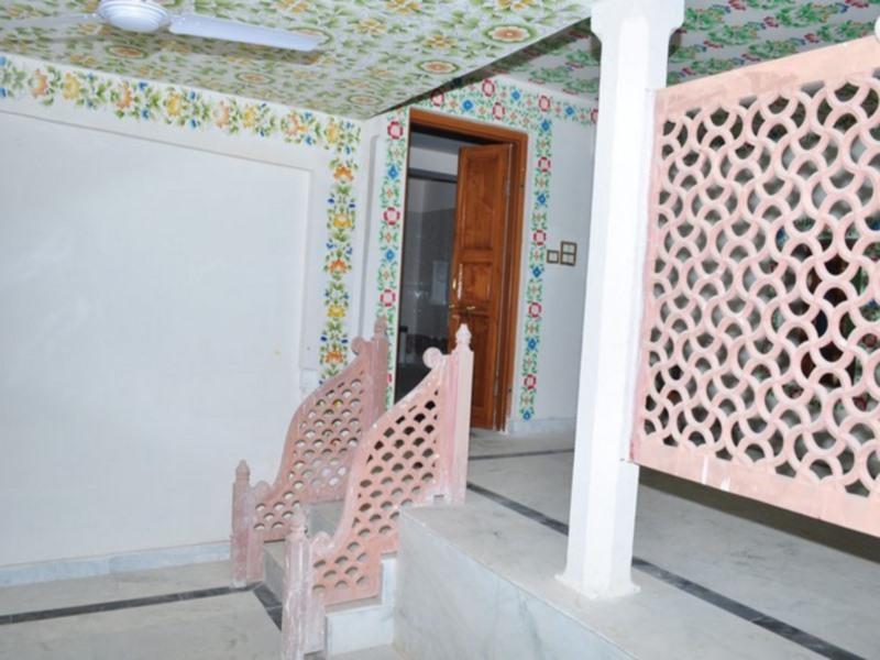 Hotel Suroth Mahal Luhāru Dış mekan fotoğraf